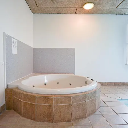 Holiday home Beautiful Home In Orum Djurs With Kitchen Nimtofte